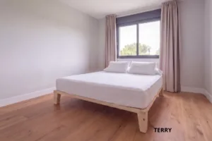 מיטת בסיס TERRY